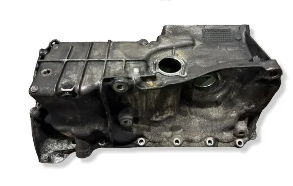 BMW X3 F25 Oil sump 8513662 67698410 AC46000DF