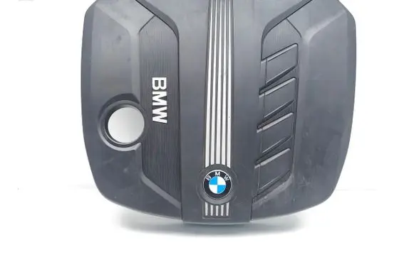 BMW 5 F10 F11 Engine cover (trim) 7802847 11252010 13717802847