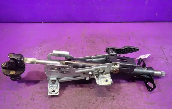 Volvo S60 Steering wheel axle P30680083