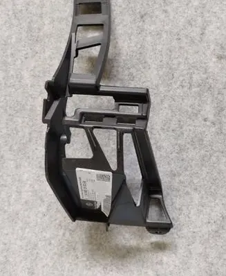 Mercedes-Benz CLA C118 X118 Rear bumper mounting bracket A1188851502