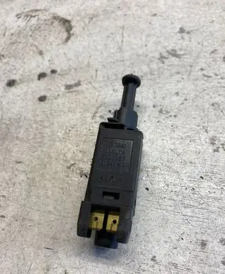 Brake pedal sensor switch