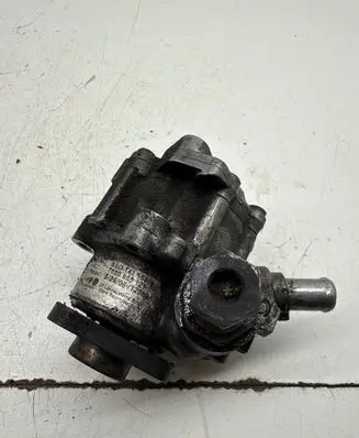 Audi A4 S4 B7 8E 8H Power steering pump 8E0145155