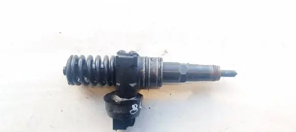 Skoda Octavia Mk2 (1Z) Fuel injector 0414720215