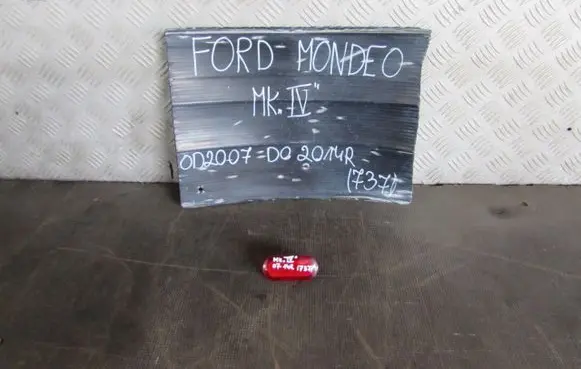 Ford Mondeo MK IV Rear tail light reflector 