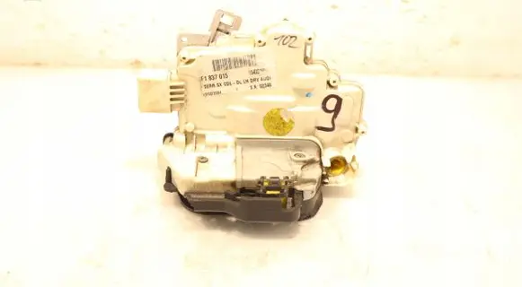 Audi A6 S6 C6 4F Front door lock 4F1837015