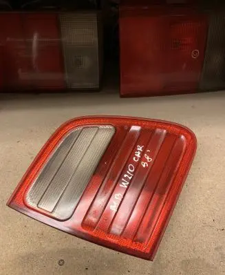 Mercedes-Benz E W210 Tailgate rear/tail lights A2108202364 198503