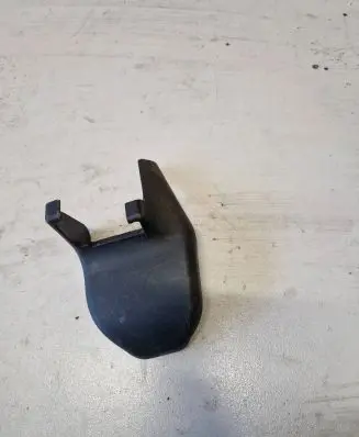 Toyota Avensis T270 Front driver seat rail trim 7212805020 72128