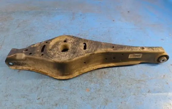 Volkswagen Tiguan Rear control arm 1K0505311AB