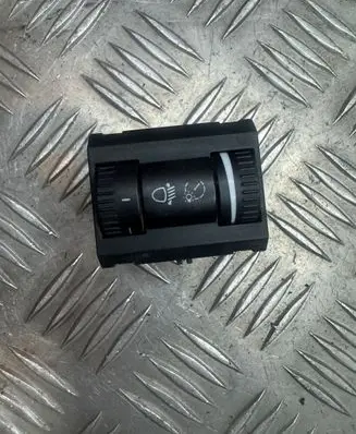 Skoda Octavia Mk2 (1Z) Headlight level height control switch 1Z081333 90880