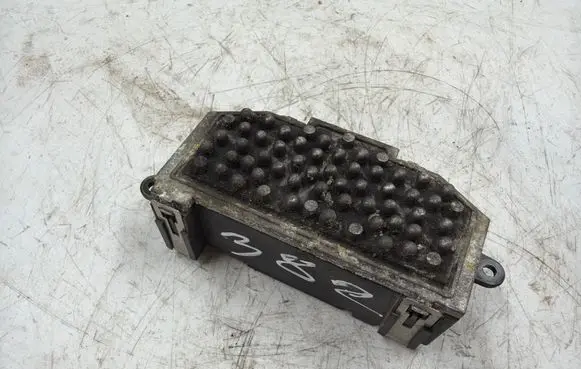 Audi A4 S4 B8 8K Heater blower motor/fan resistor F011021936