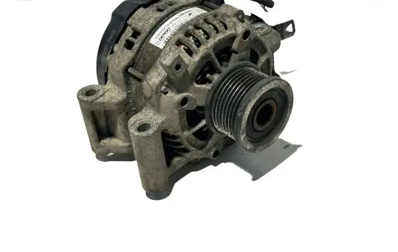 Toyota Verso Generator/alternator 270600R071 17347