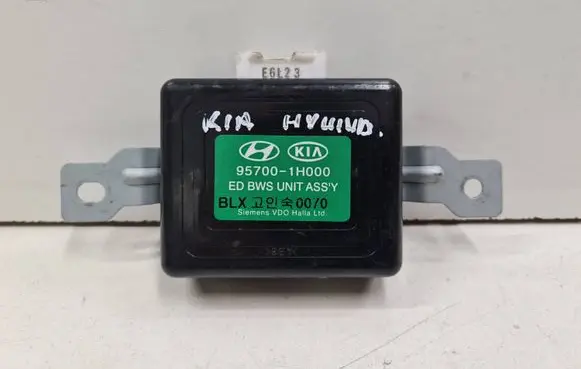KIA Ceed Other control units/modules 957001H000 8LXZ850070