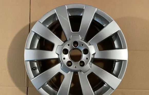 R19 alloy rim