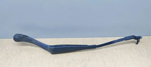Mercedes-Benz C W204 Front wiper blade arm A2048200044