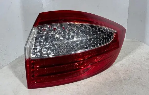 Ford Mondeo MK IV Rear/tail lights 7S7113404B 7S7113404