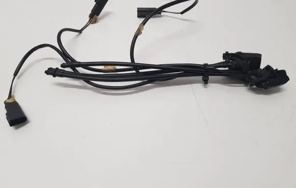 Ford Kuga II Windshield washer spray nozzle B630B GV4117666BC