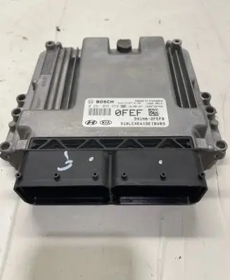 KIA Sportage Engine control unit/module 0281035659 EDC17C57540 391N02FEF0
