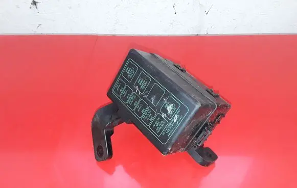 KIA Sorento Fuse module 914152P792 A13067B