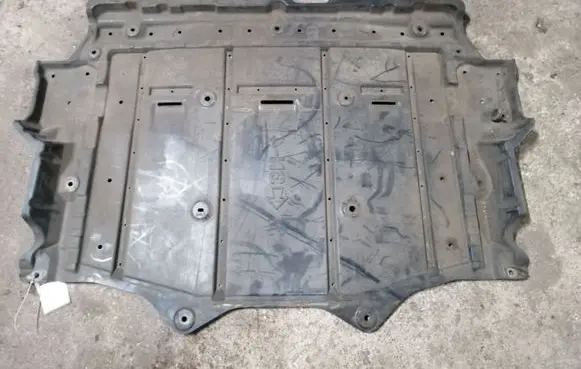 Nissan Leaf I (ZE0) Center/middle under tray cover 748N33NL0A