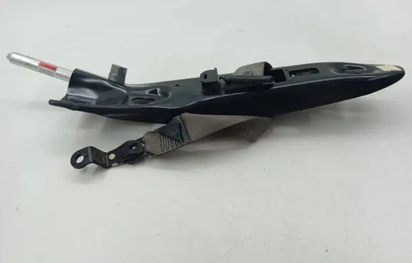 Volvo XC90 Front seatbelt E504247