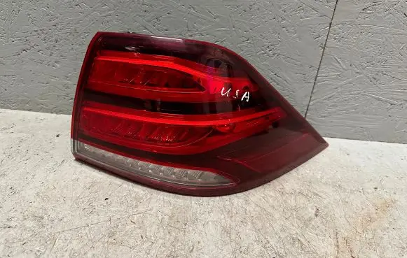 Mercedes-Benz GLE (W166 - C292) Rear/tail lights A1669065801 001839702348 YAP2589414