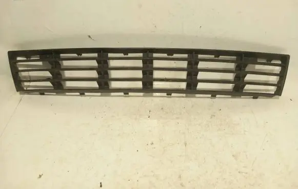 Audi A4 S4 B5 8D Front bumper lower grill 8D0807683AA