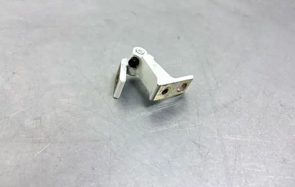 Volkswagen PASSAT B9 Rear door lower hinge