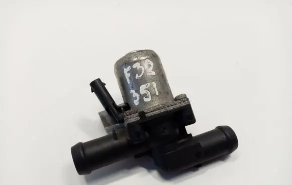 BMW 4 F32 F33 Coolant heater control valve 64119254742