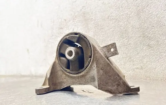 Saab 9-3 Ver2 Gearbox mount V04636