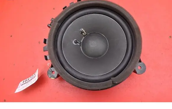 Volvo V60 Subwoofer speaker 30657445