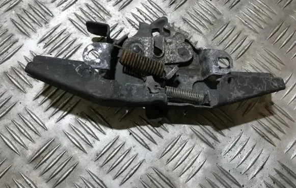 Toyota Corolla E120 E130 Engine bonnet/hood lock/catch