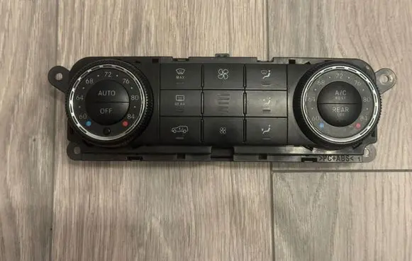 Mercedes-Benz R W251 Climate control unit A2518206589 A2518702390 5HB96491441