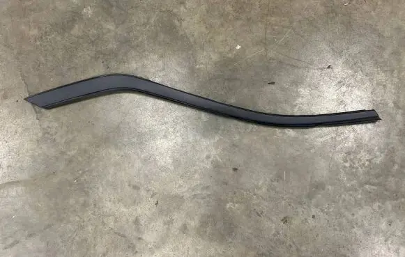 Opel Astra K Rear fender molding trim 39113930