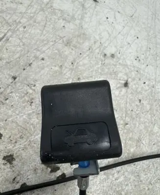 Subaru Forester SH Engine bonnet (hood) release handle