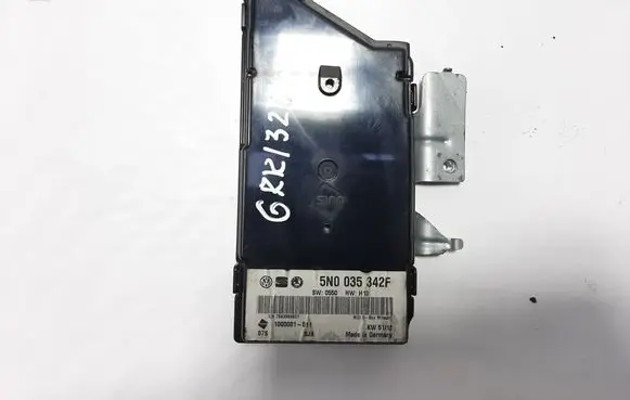 Seat Toledo IV (NH) USB control unit 5N0035342F