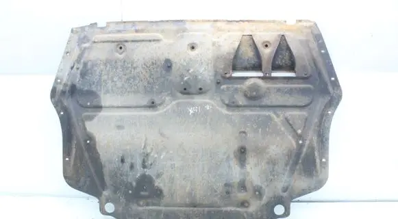 Skoda Yeti (5L) Engine splash shield/under tray