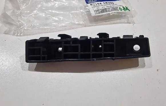 Hyundai ix20 Front bumper mounting bracket 865141K000