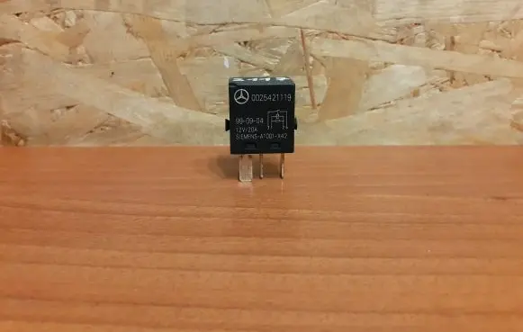 Mercedes-Benz A W168 Other relay 2117 0025421119