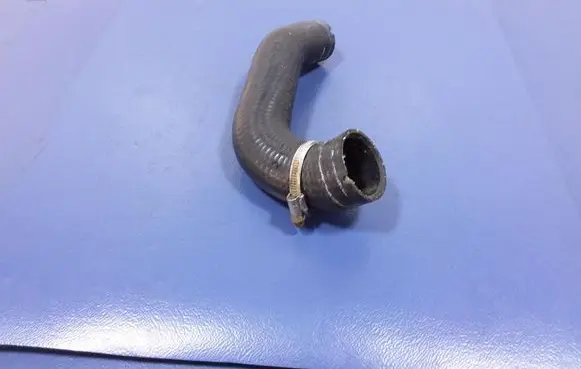 Opel Astra H Air intake hose/pipe 55351862