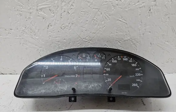 Audi A4 S4 B5 8D Speedometer (instrument cluster) 8D0919033C 88311225