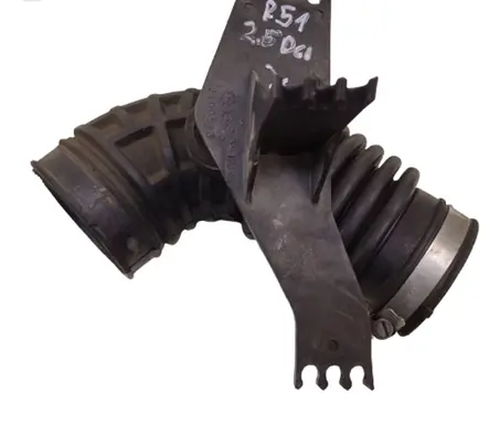 Nissan Pathfinder R51 Turbo air intake inlet pipe/hose 2100543