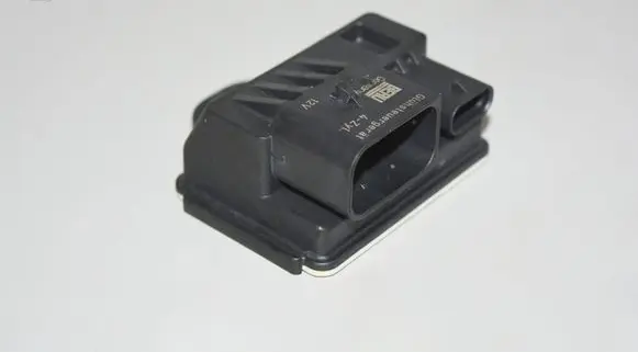 BMW 1 F20 F21 Glow plug pre-heat relay 8570087