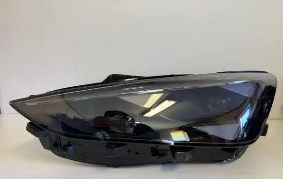 Cupra Formentor Headlight/headlamp 5FG941035A