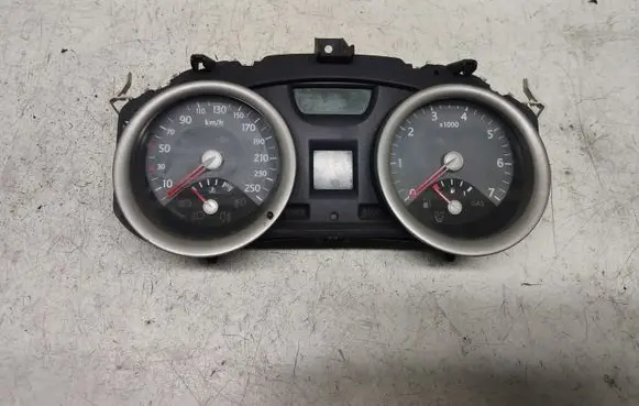 Renault Megane II Speedometer (instrument cluster) 8200292072