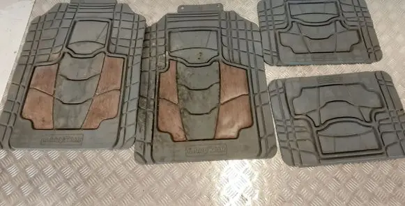 Jeep Grand Cherokee Car floor mat set 