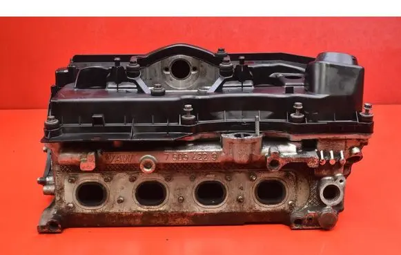 BMW X3 E83 Engine head 75054229