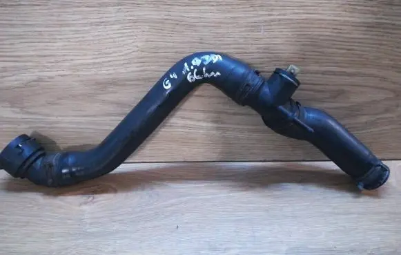 Volkswagen Golf IV Engine coolant pipe/hose 1J0121087