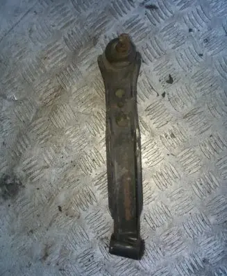 Suzuki Alto Front lower control arm/wishbone