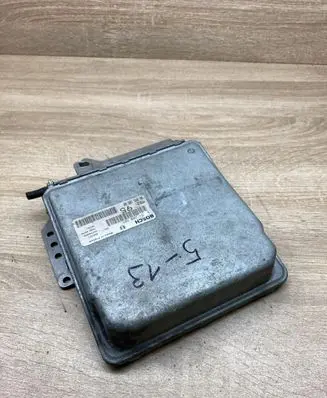 Citroen Xantia Engine control unit/module ECU 9624518580 0261200809
