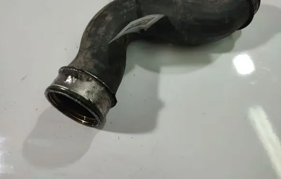 Volkswagen Golf V Intercooler hose/pipe